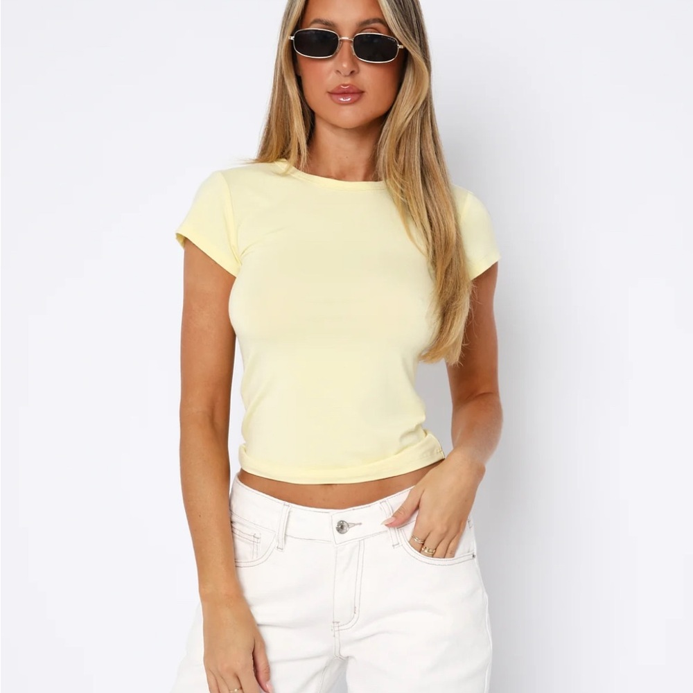 White Fox Boutique Too Blessed Tee in Lemon - Size L